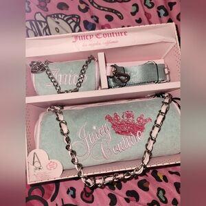 New Juicy couture 3Pc barrel bag set